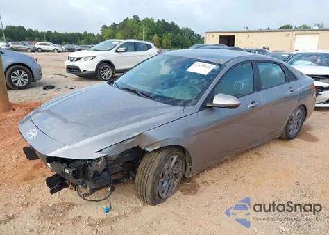 2024 Hyundai Elantra Sel z USA, uszkodzony, nr VIN KMHLM4DG6RU663204